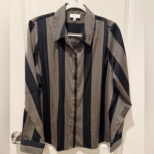 Evereve Black and Cream striped blouse New Without tags.